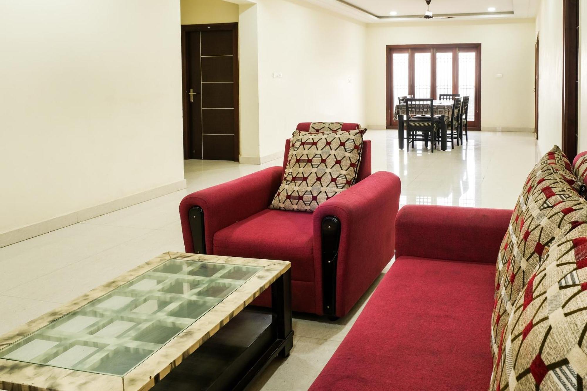 OYO 73795 Karthikeya Pride Otel Vijayawāda Dış mekan fotoğraf